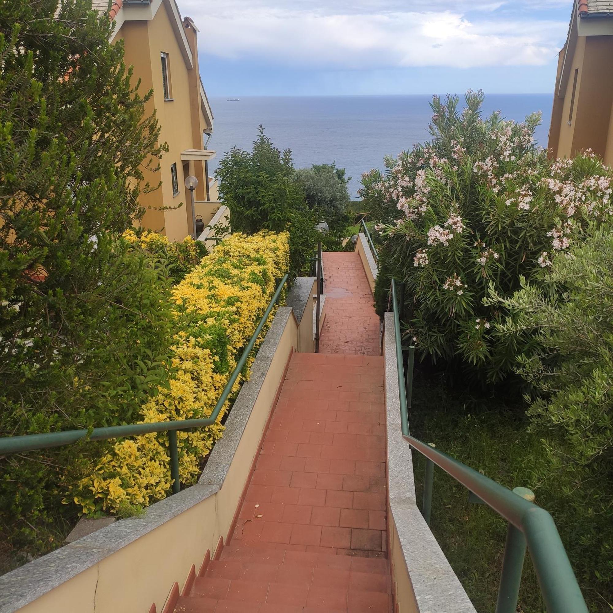 Il Giardino Sull'Isola - Appartamento - Bergeggi Zewnętrze zdjęcie